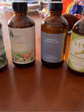 Nature Love Everyday Lavender Essential Oil - Purple & Brown Bottle